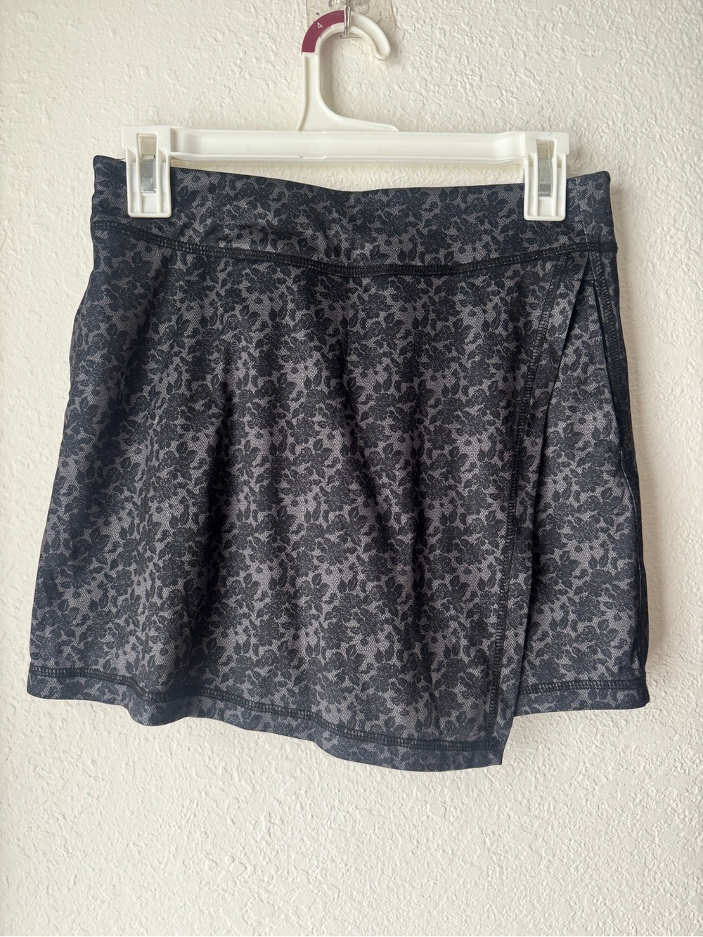 Women's Active Skirt